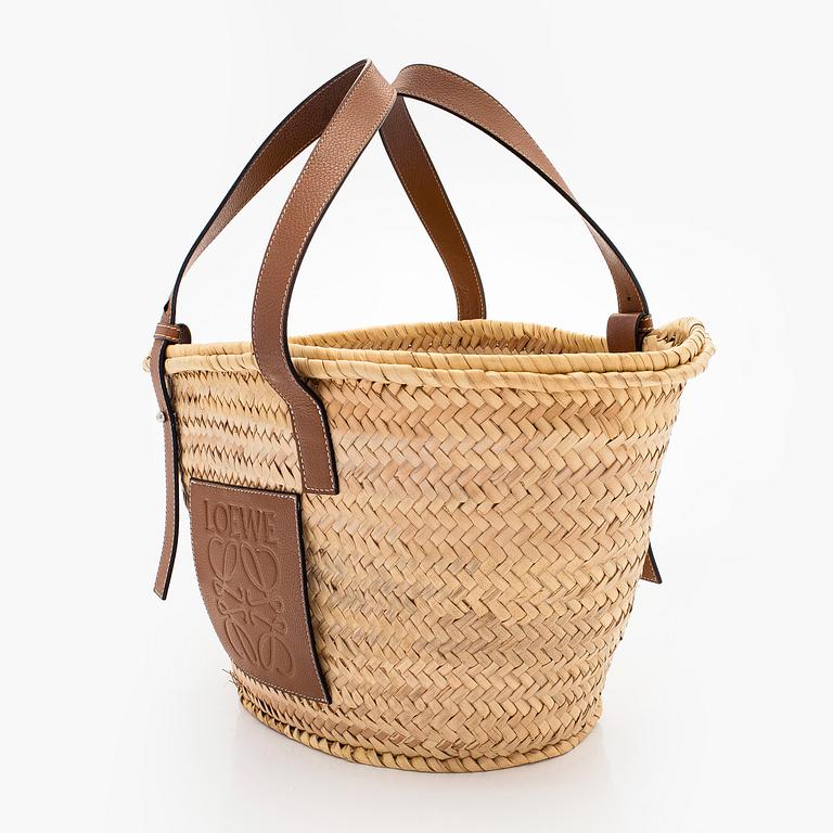 Loewe, a 'Basket bag'.
