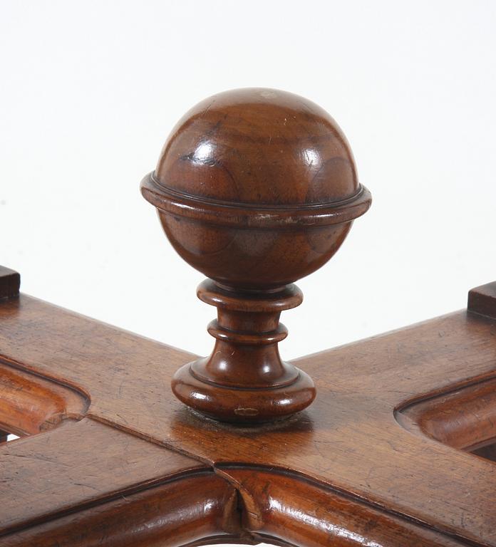 BORD, oscarianskt, omkring 1900.