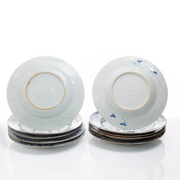 Tallrikar, 10 stycken, porslin. Qingdynastin, 1700--tal.