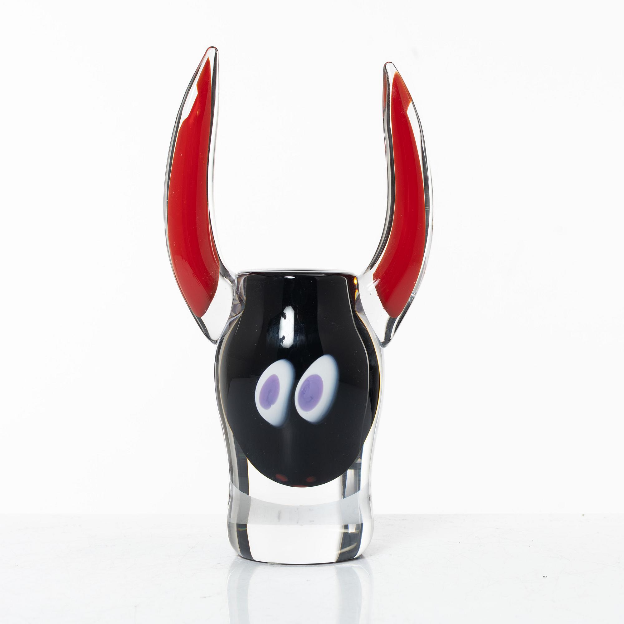 Erik Höglund, a glass vase/sculpture, Studioglas Strömbergshyttan 1996.