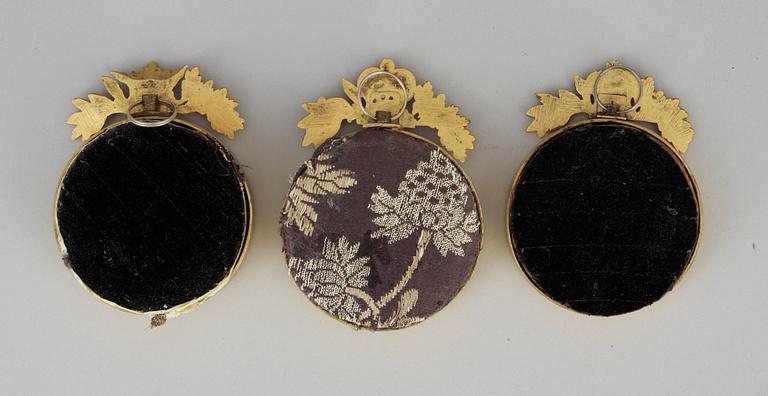 Three Medallions, gilt bronze. Empire.