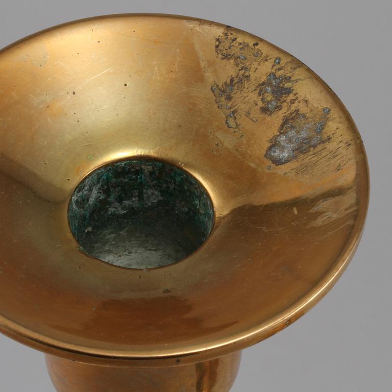 LJUSSTAKAR, ett par, mässing, jugendstil, 1900-tal.