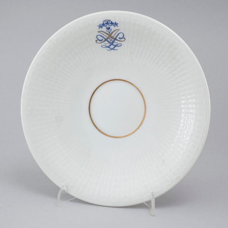 SERVIS, 119 delar, "Swedish Grace" med monogram, porslin, Rörstrand, 1900-tal.