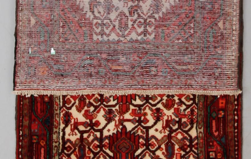 MATTA, Hamadan, ca 320 x 83 cm.