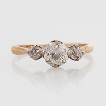 Ring, old cut diamonds, 18K gold and white gold, Oskar Lindroos, Helsinki.