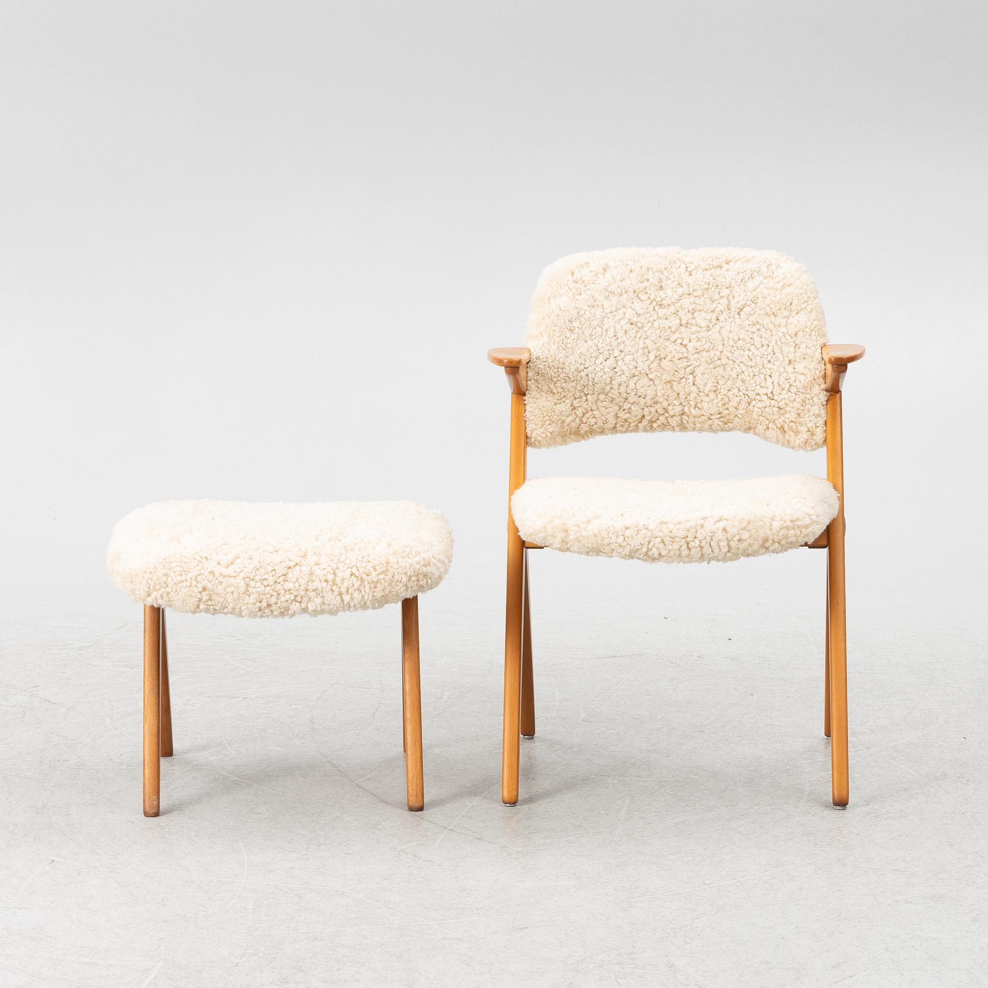 Bengt Ruda, karmstol, modell "562-026", med fotpall, ur "Triva-serien", Nordiska Kompaniet.