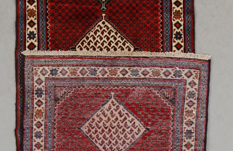 MATTA, Hamadan, ca 286 x 80 cm.