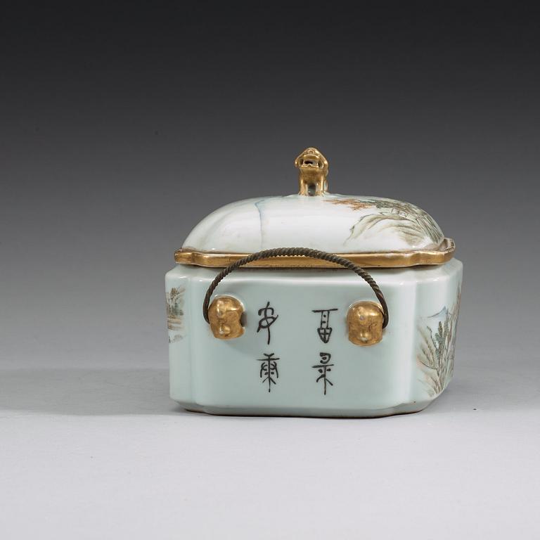 A square food container with cover and separate warmer, Republic, Guangxu six-character mark.