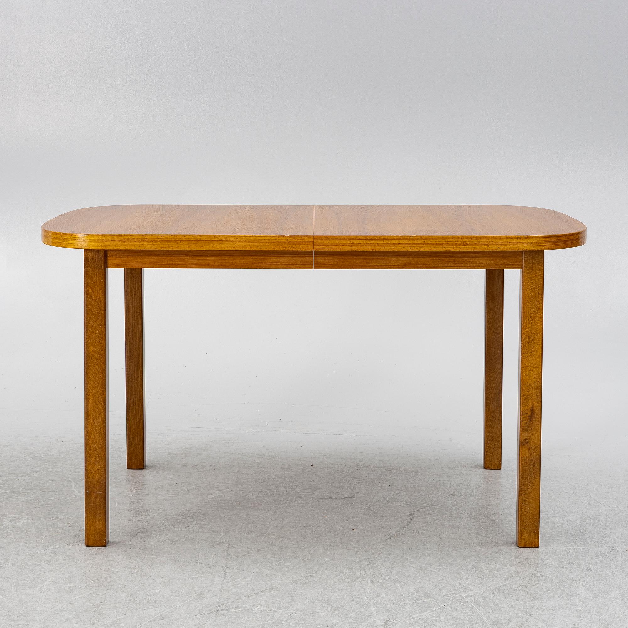 A dining table, 1950s/60s.