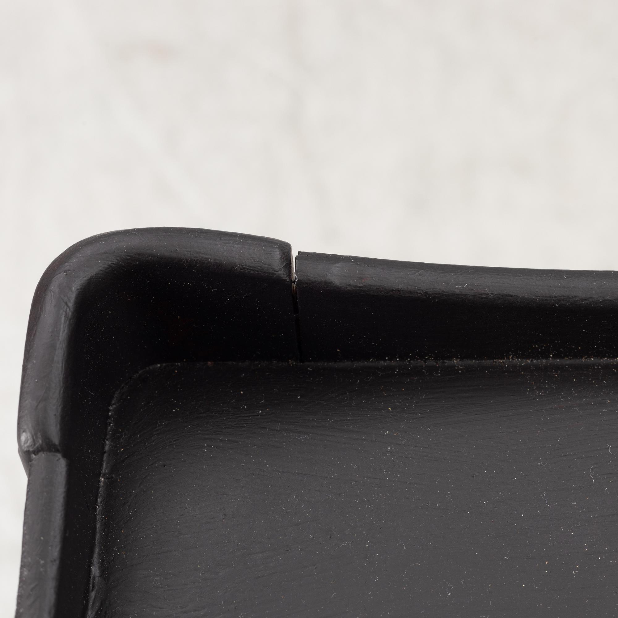 Sängbord, ett par, rokokostil, 1900-talets andra hälft.