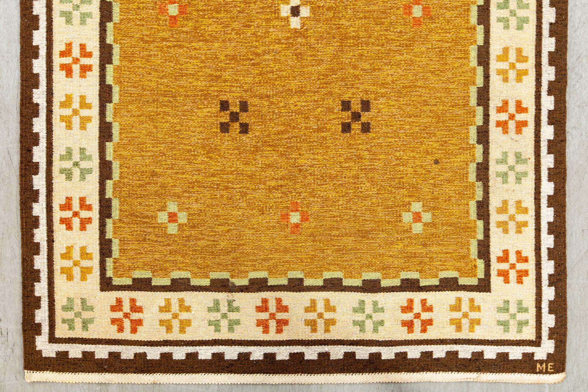 Matta rölakan 1900-talets mitt signerad ME ca 245 x 169 cm.