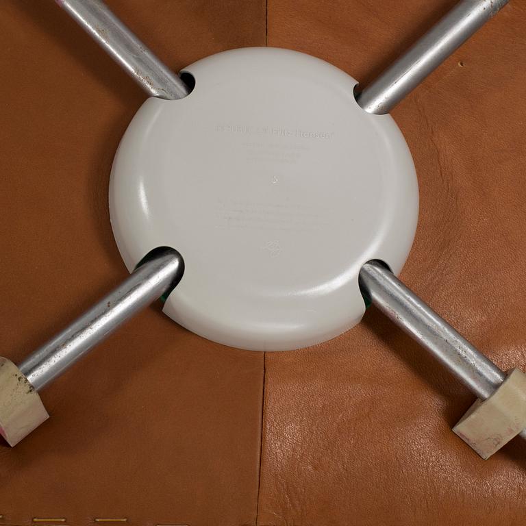 ARNE JACOBSEN, a set of six Sjuan chairs, Denmark later part of the 20th century.