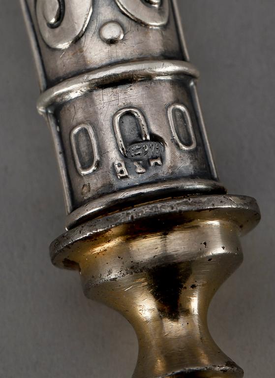 SERVERINGSBESTICK samt MINDRE GAFFEL, silver, bl a Tyskland och rysk importstämpel. Sekelskiftet 1900. Tot ca 270 gr.