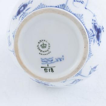 Service parts, 21 pieces, porcelain, "Musselmalet", full and half lace, Royal Copenhagen, Denmark.