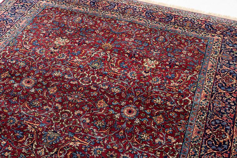 A semi-antique Yazd carpet, c. 292 x 250 cm.