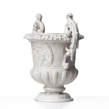 A Swedish Baroque urn, ca 1700.