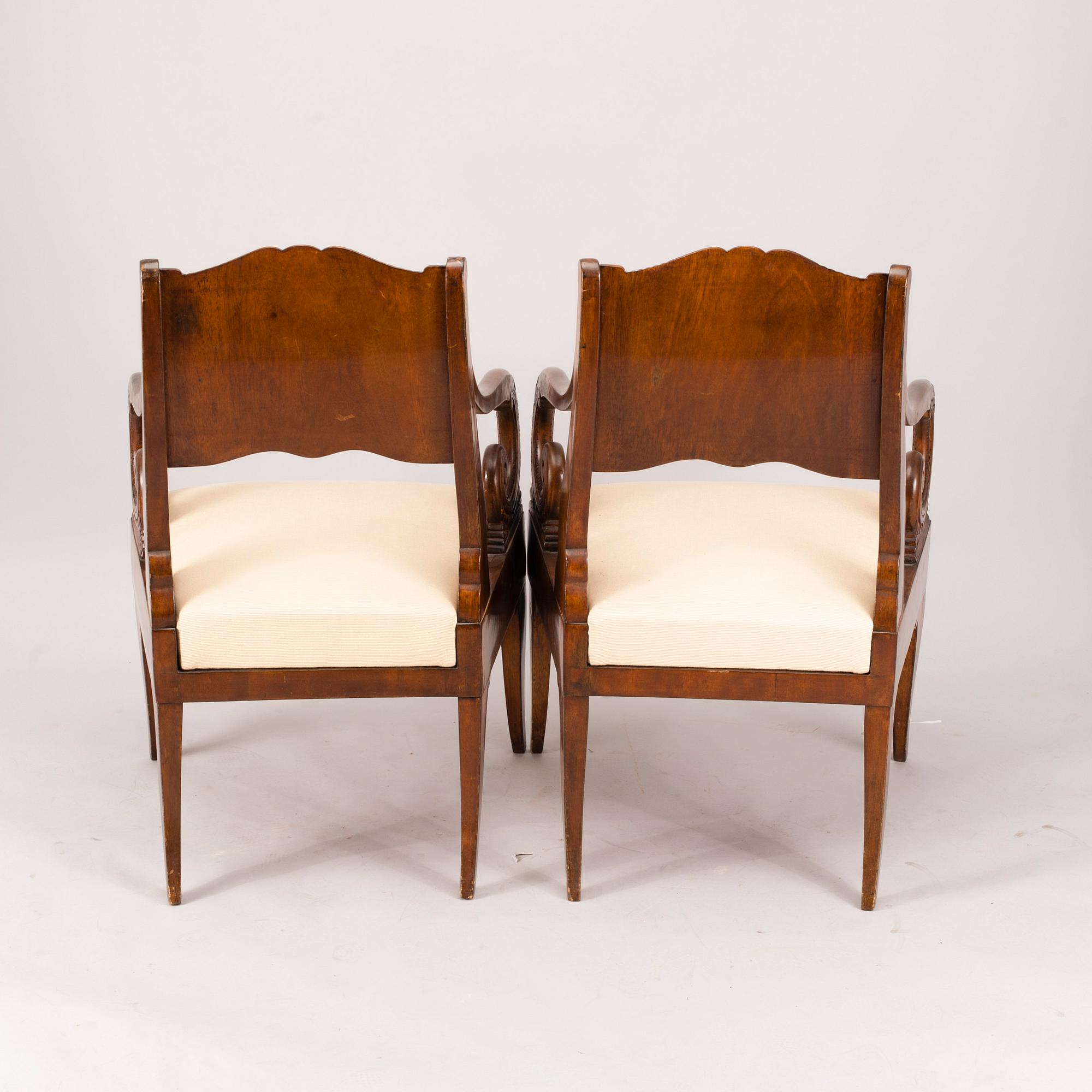 KARMSTOLAR, ett par, biedermeier 1800-talets första hälft.