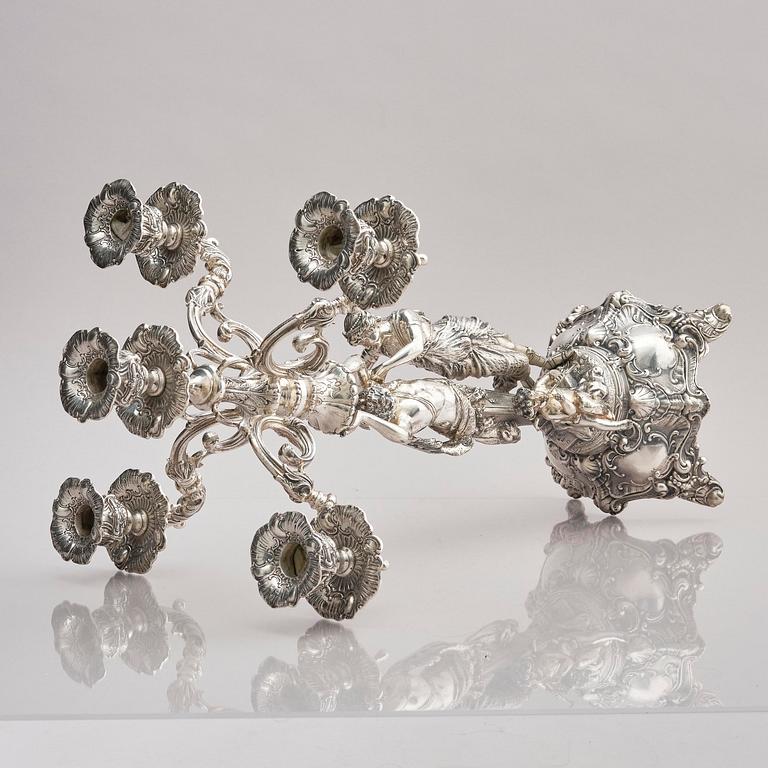 Lale Silverware & Co Ltd, femarmade kandelabrar, tre stycken, sterling silver, Istanbul, Turkiet 1900-tal.