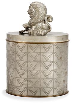 An Anna Petrus pewter and brass cigarr box, Firma Svenskt Tenn 1929.