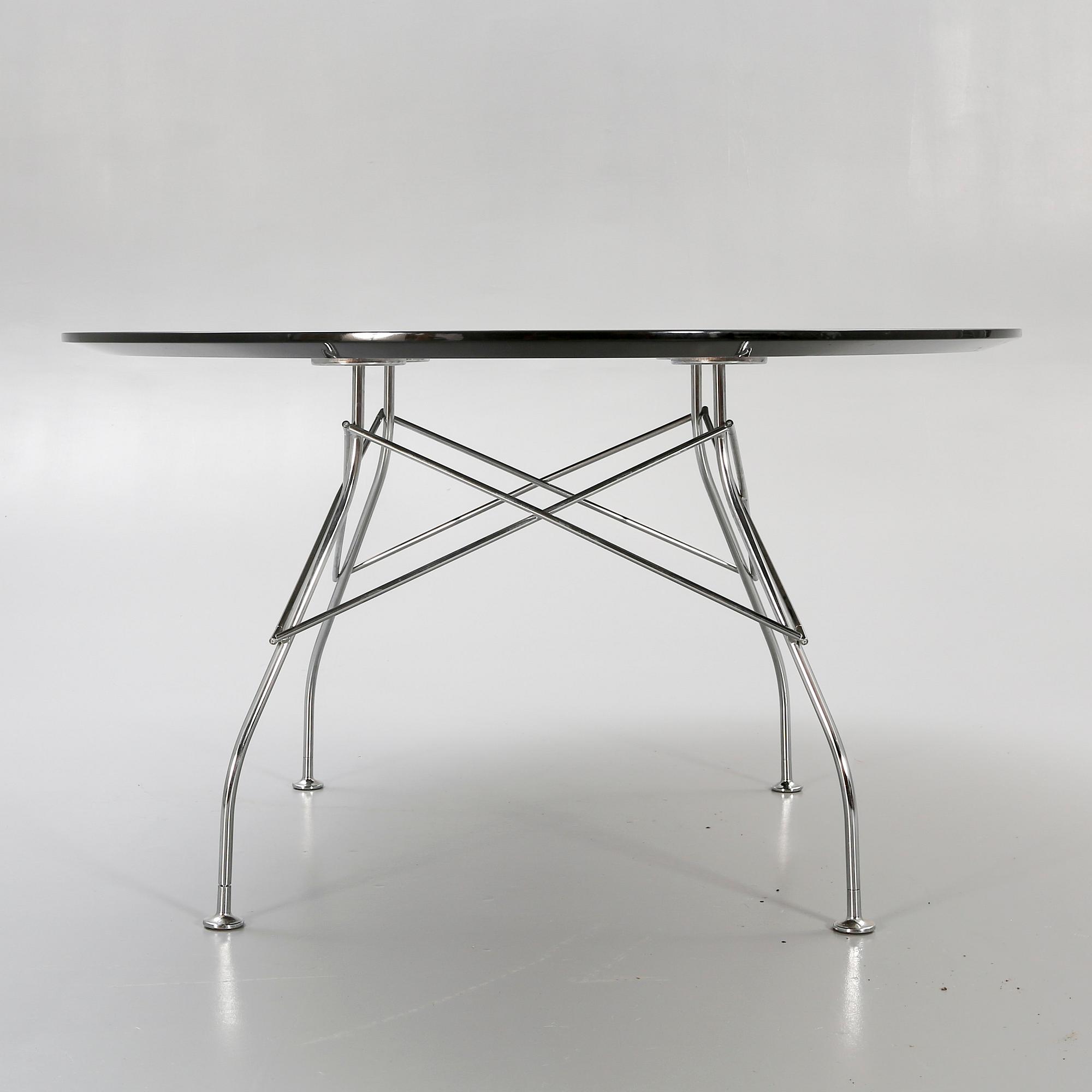 Antonio Citterio & Oliver Löw, bord ”Glossy” för Kartell, sent 1900-tal.