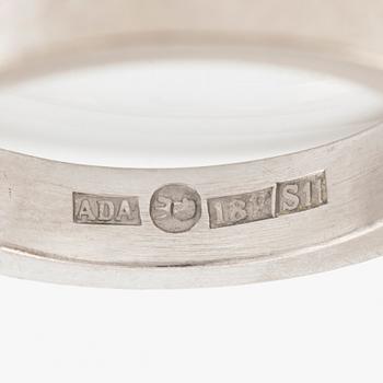 Ring in 18K white gold with a round brilliant-cut diamond.