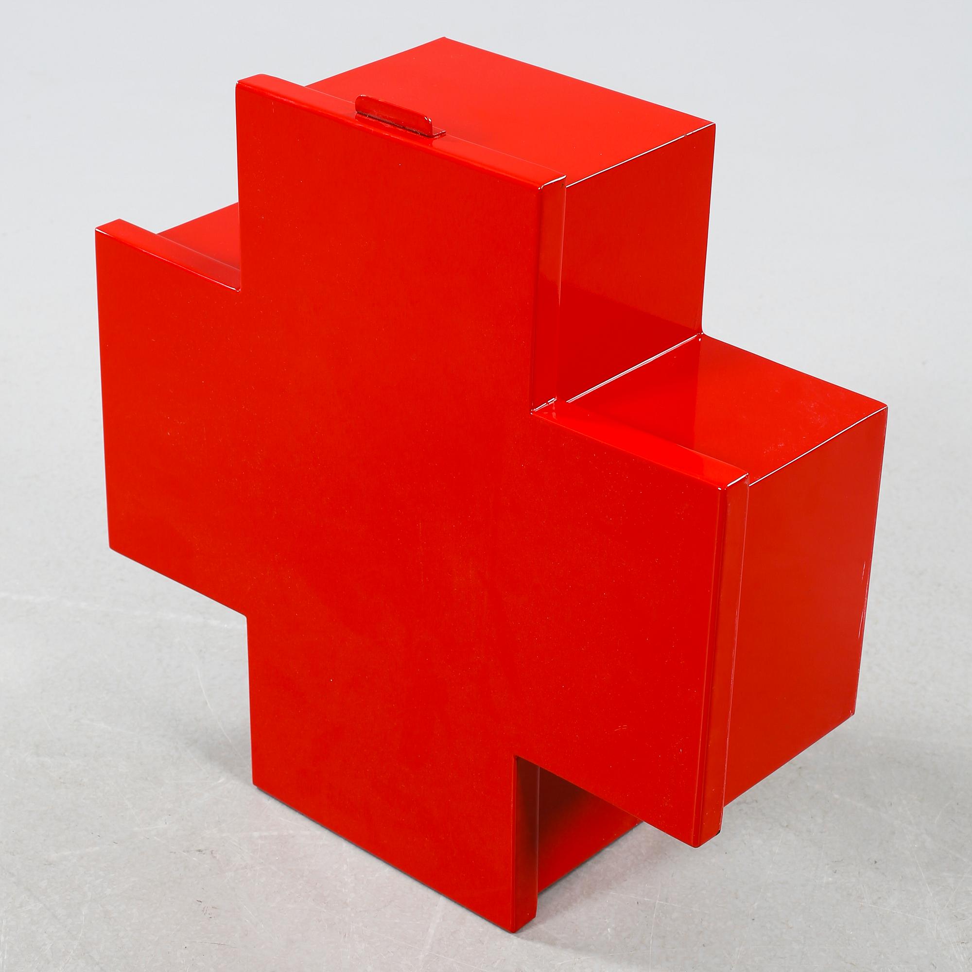 BADRUM-/MEDICINSKÅP, "Cross", Thomas Eriksson, Progetto Ogetto, Cappellini, formgiven 1992.