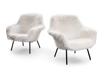 139. Olli Mannermaa, A PAIR OF CHAIRS.