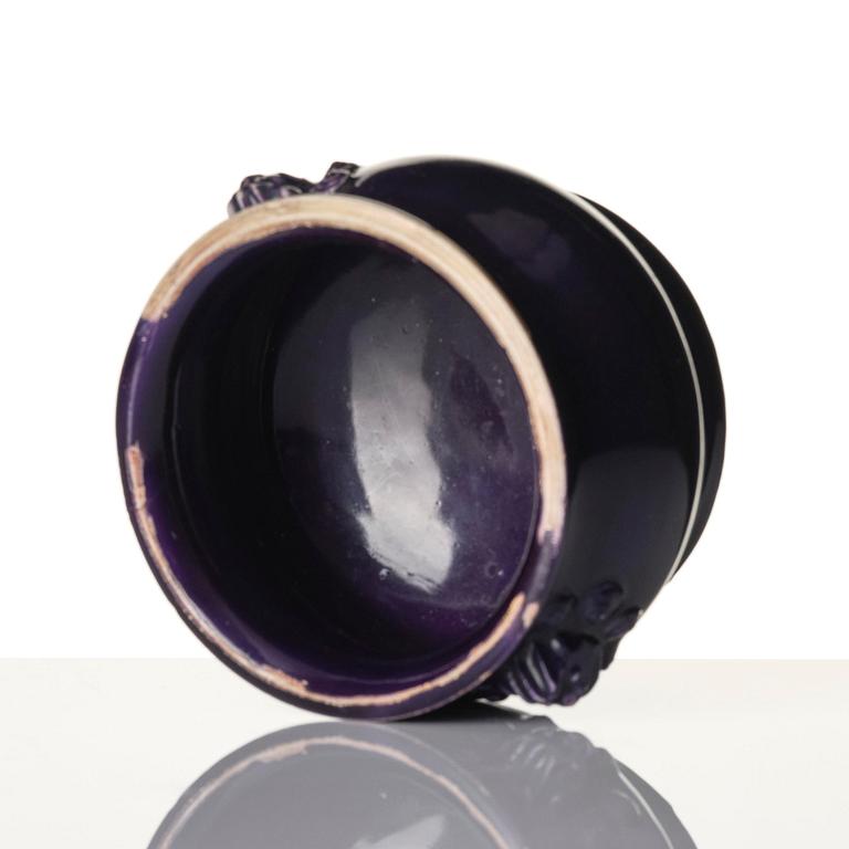 A purple glazed censer, Qing dynasty, Kangxi (1662-1722).