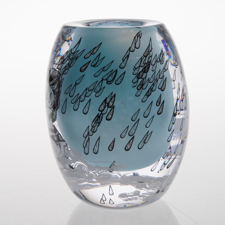 A graal vase signed Sini Majuri 2016.