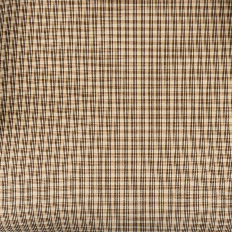 A painted armchair from around year 1800.