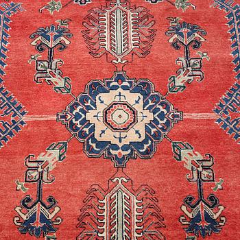 A CARPET, Old Noth west persian, ca 259 x 183 cm.