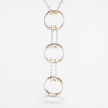 Elis Kauppi, Halsband, silver. Kupittaan kulta, Åbo 1966.