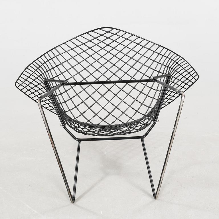 A chair by Harry Bertoia, model "Diamond Chair", third quarter of the 20th century.