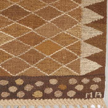 CARPET. "Josefina, brun". Flat weave. 475 x 380,5 cm. Signed AB MMF MR.
