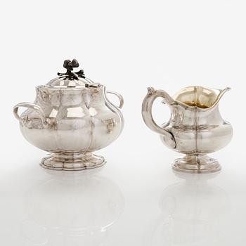 Henrik Hacklin och Johan Warjus, kaffe- och teservis, 4 delar, silver, S:t Petersburg 1868-69 och 1857.