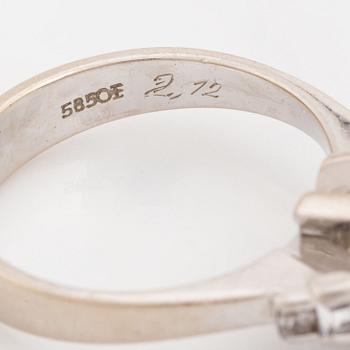 2.12 ct brilliant cut diamond ring.