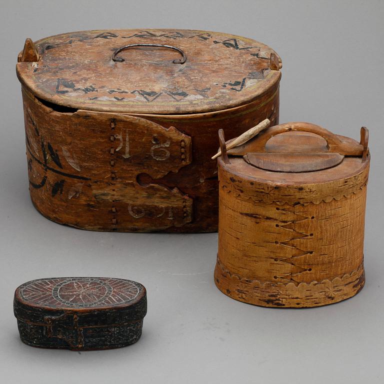 SVEPASKAR, 3 st, allmoge, troligen Hälsingland, 1800-tal.