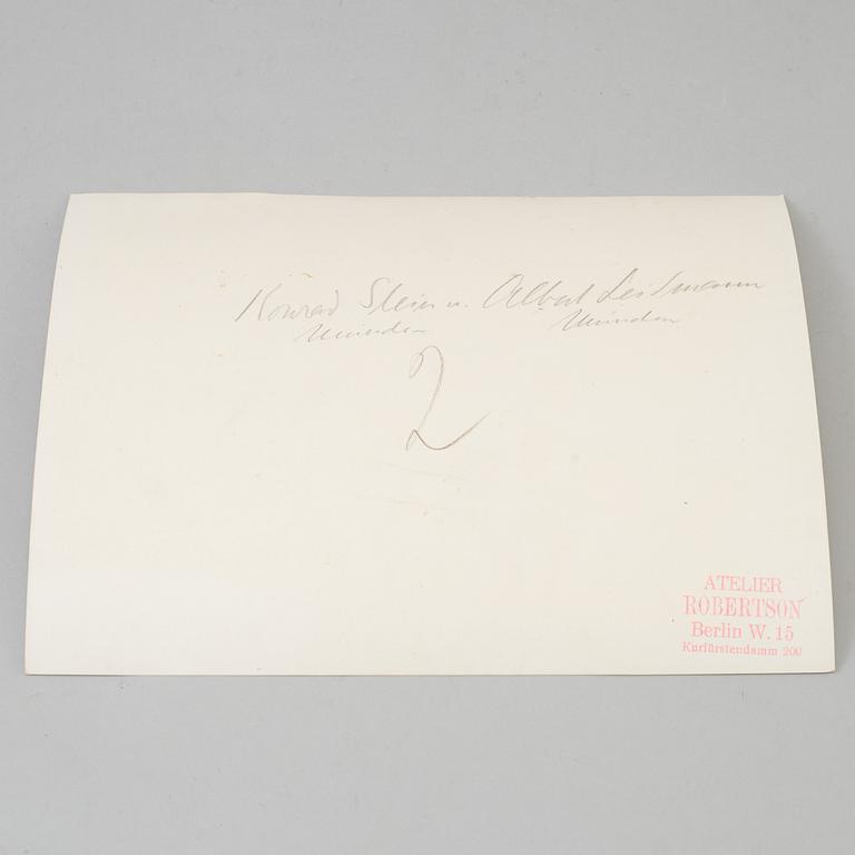 HANS ROBERTSON, gelatin silver print (5) stamped on verso. 1920's/30's. Vintage.