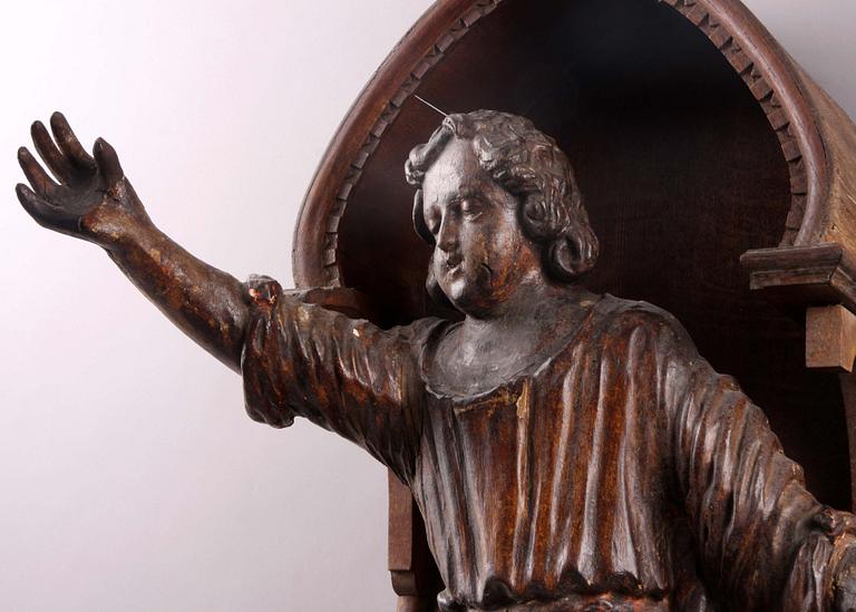 SKULPTUR, trä. 1600/1700 i senare hus.