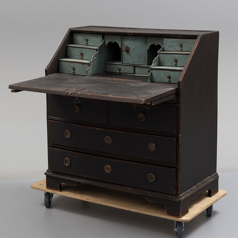A late 18th century secretaire.