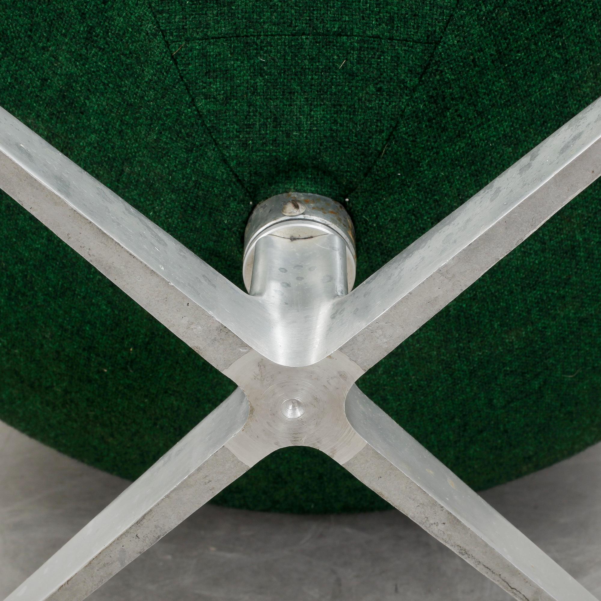 FÅTÖLJ, "Ägget". Arne Jacobsen, Fritz Hansen, Danmark.