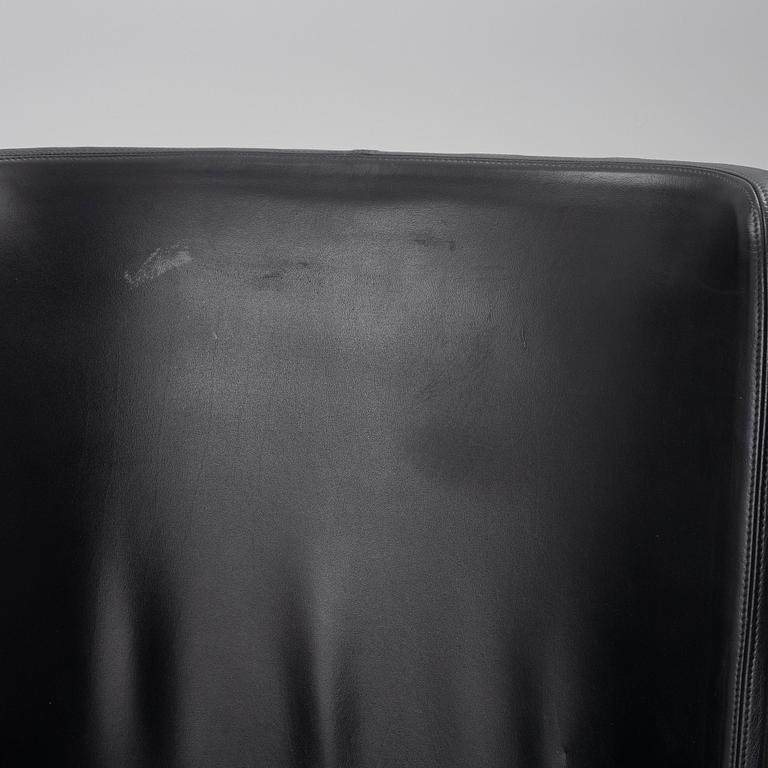 Börge Lindau, Armchairs, a pair, "Solo XL", late 20th century.