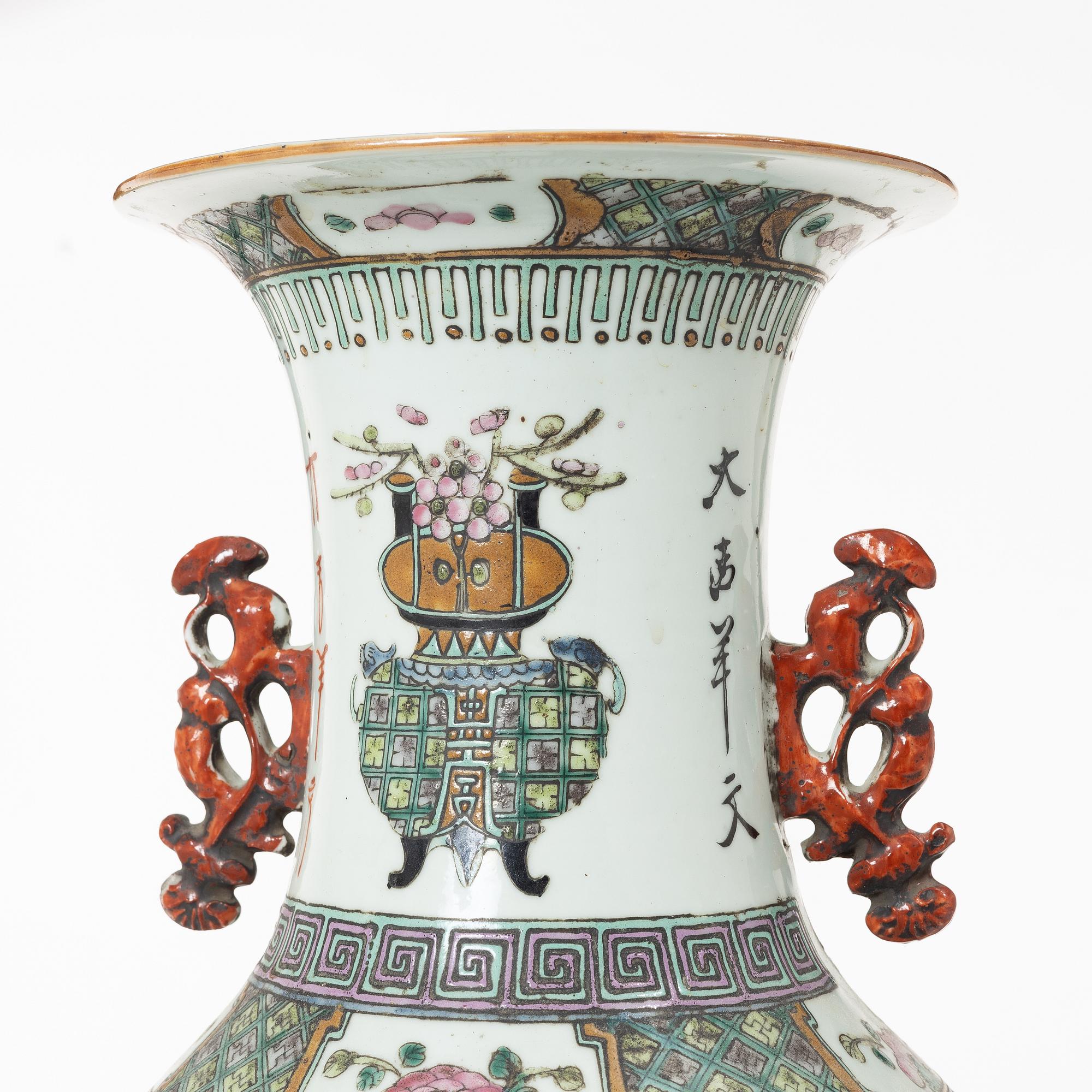 A large vase, China, circa 1900.