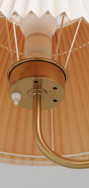 JOSEF FRANK, golvlampa, Firma Svenskt Tenn, modell 2568/1.