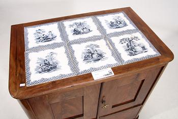 SERVERINGSSKÅP, 1800-tal.