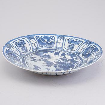 A WANLI DISH, porcelain, China, Ming dynasty 1572-1620.