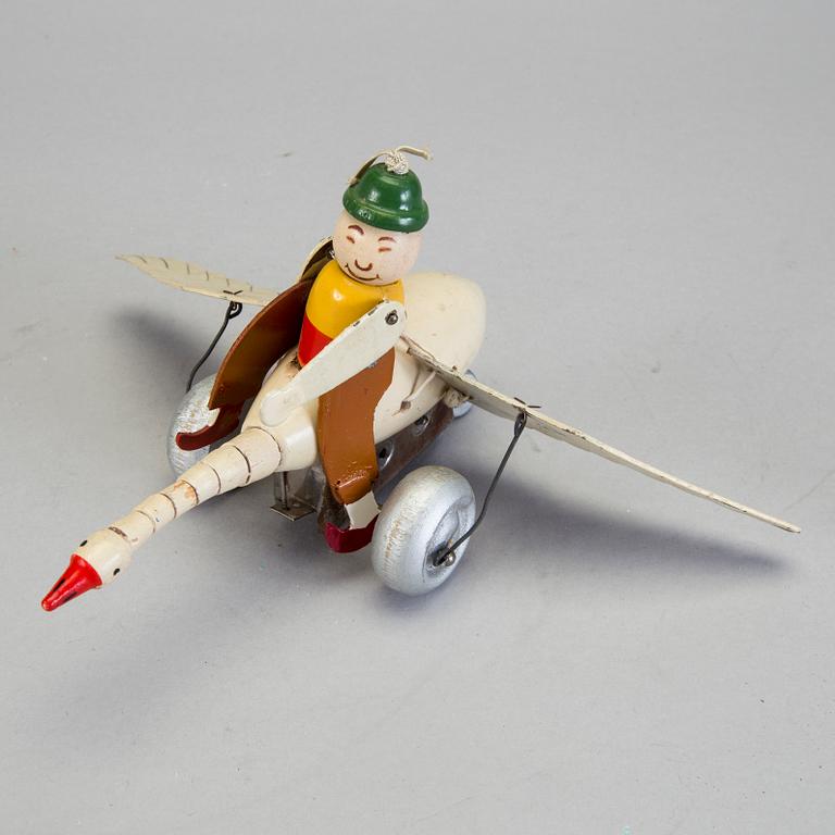 LEKSAKSFIGUR, Nils Holgersson, troligtvis av ASSAR leksaker Mariefred 1940/50-tal.