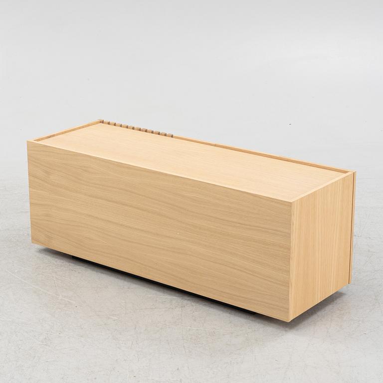 Sideboard, "Array", Woud, samtida.