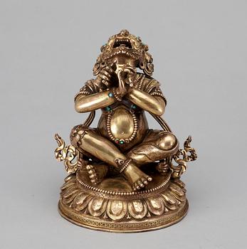 FIGURIN, förgylld brons. Buddhistisk gudom, Nepal/Tibet 1900-tal.