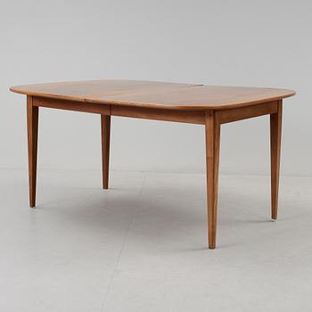 JOSEF FRANK, matbord samt 4 iläggsskivor, modell 947, Firma Svenskt Tenn.